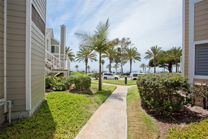 Path to beach walk