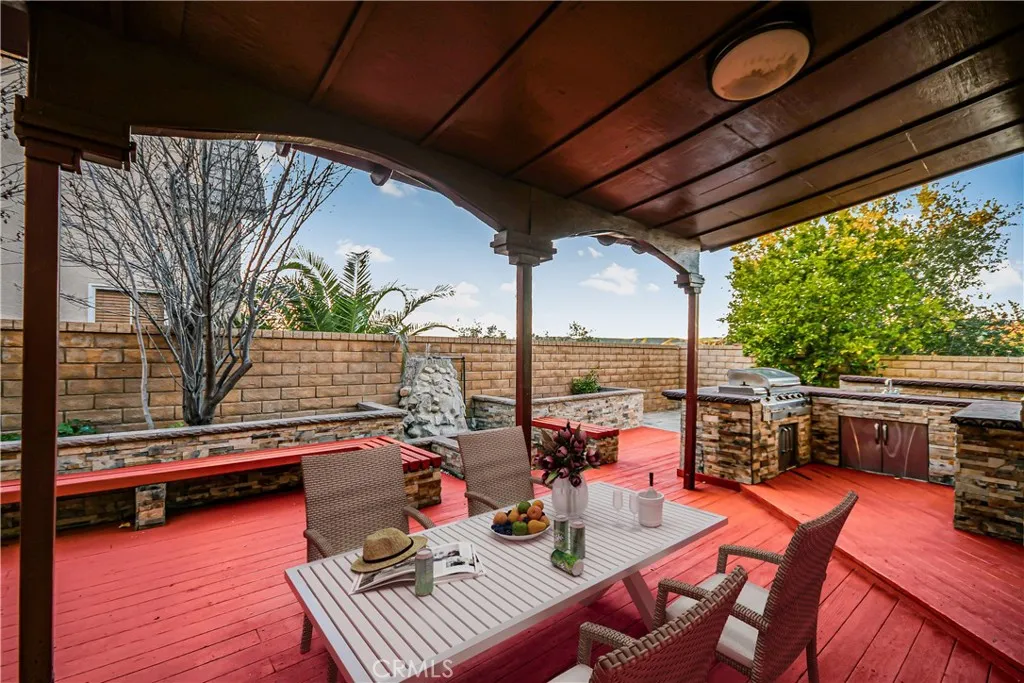 27323 English Oak Court, Canyon Country, California 91387 home-pic-24