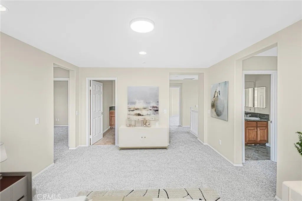 27323 English Oak Court, Canyon Country, California 91387 home-pic-10
