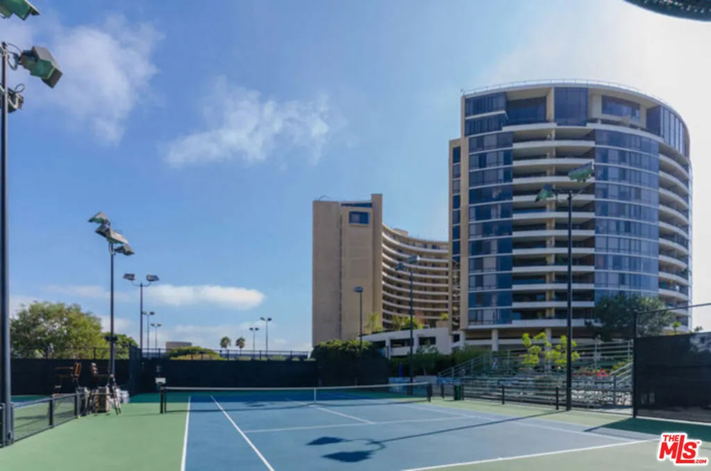 4265 Marina City Drive 407, Marina Del Rey, California 90292 home-pic-30