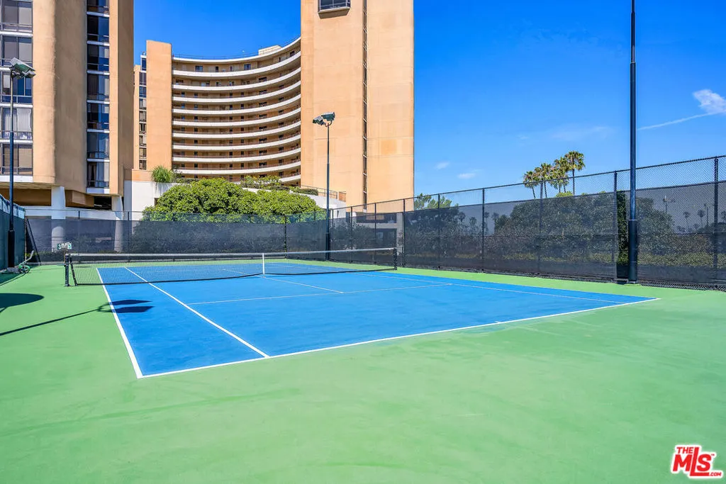 4265 Marina City Drive 407, Marina Del Rey, California 90292 home-pic-29