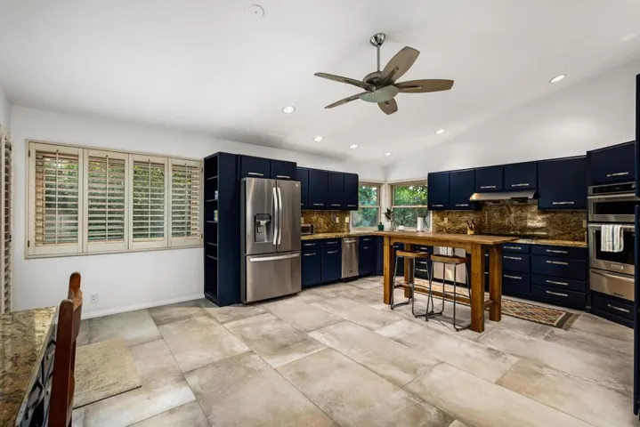 020_25-print-thstarlight_opmg_0126_025_2