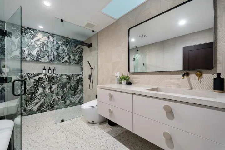 52-web-or-mls-BLW_RunningV2_1125_OPMG_05