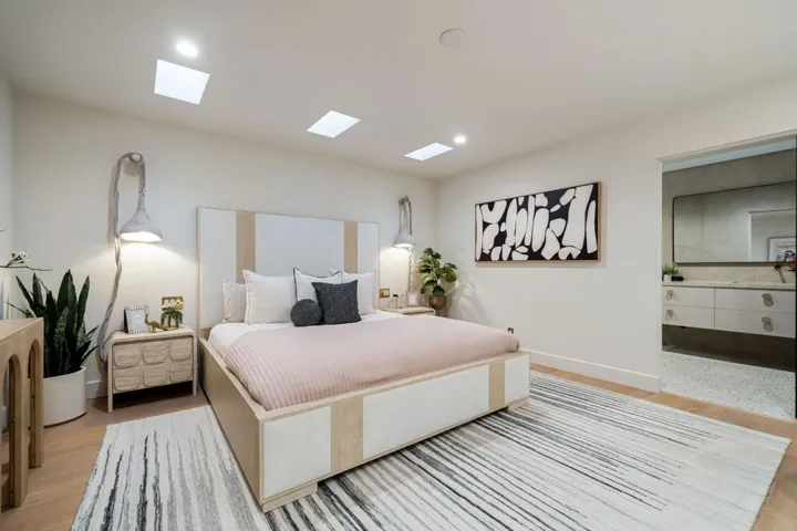 50-web-or-mls-BLW_RunningV2_1125_OPMG_05