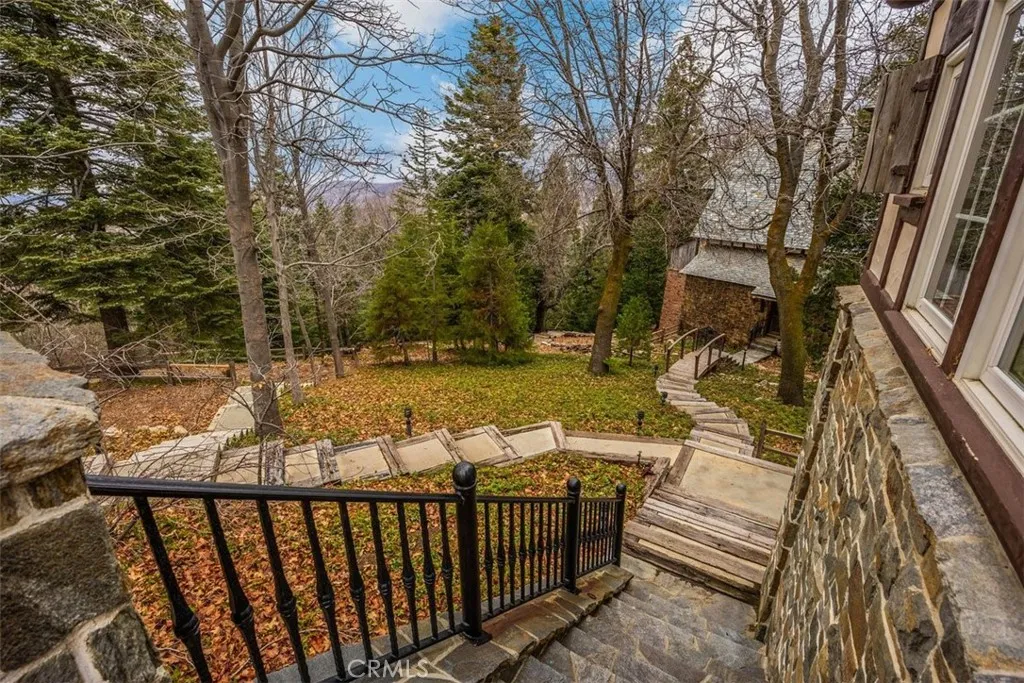 29162 Bald Eagle Ridge Rd, Lake Arrowhead, California 92352 home-pic-42