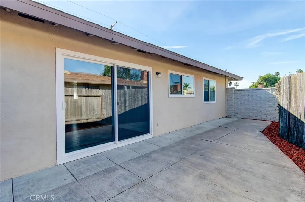 2525 N Bourbon T4, Orange, California 92865 home-pic-20