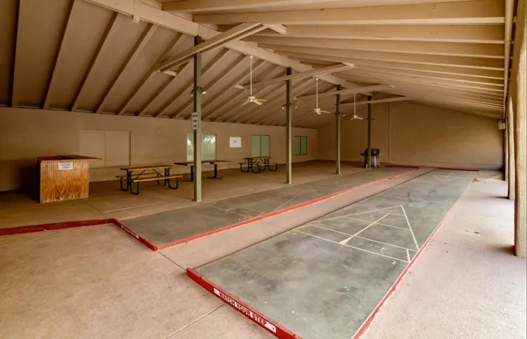 90 SKY HAVEN SHUFFLEBOARD