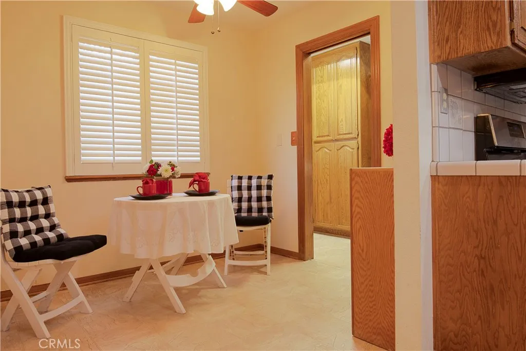 43119 Roulette, Lancaster, California 93536 home-pic-24