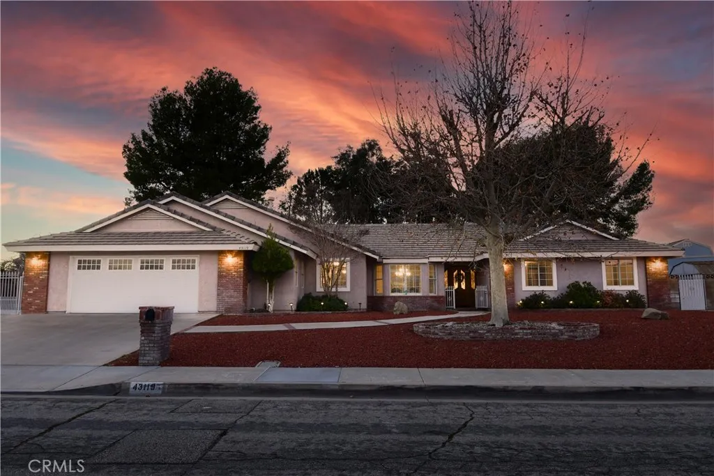 43119 Roulette, Lancaster, California 93536 home-pic-46