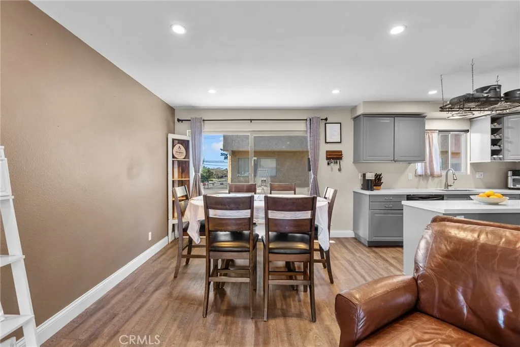 2063 Euclid Ave, Camarillo, California 93010 home-pic-6