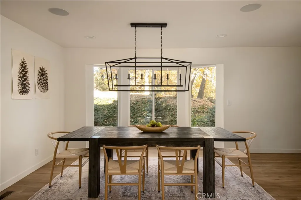 748 Shelter Cove, Lake Arrowhead, California 92352 home-pic-16