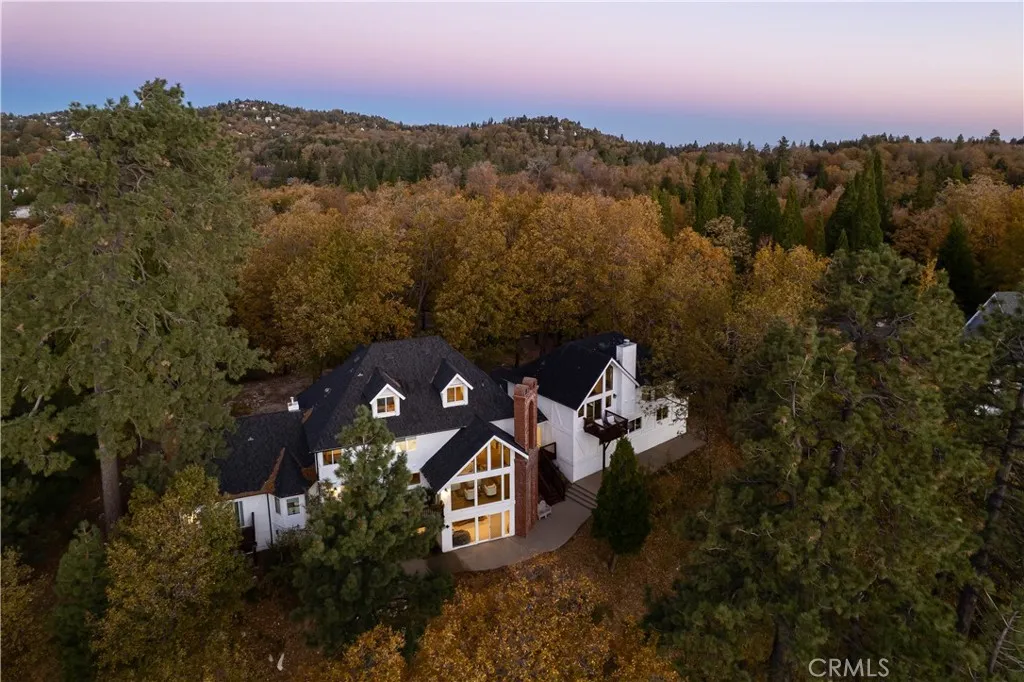 748 Shelter Cove, Lake Arrowhead, California 92352 home-pic-2