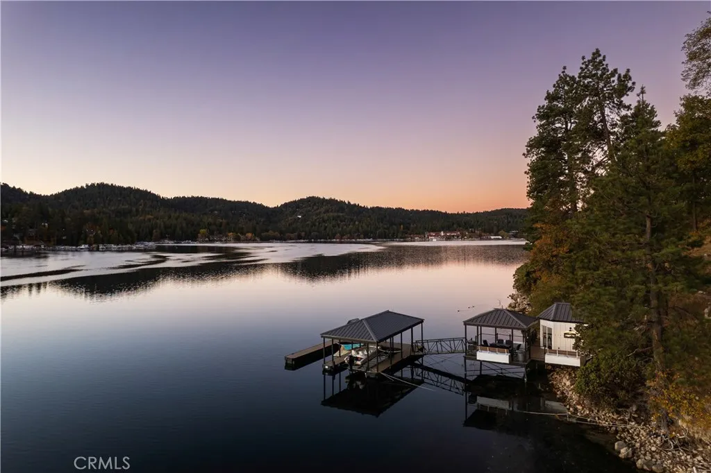 748 Shelter Cove, Lake Arrowhead, California 92352 home-pic-3