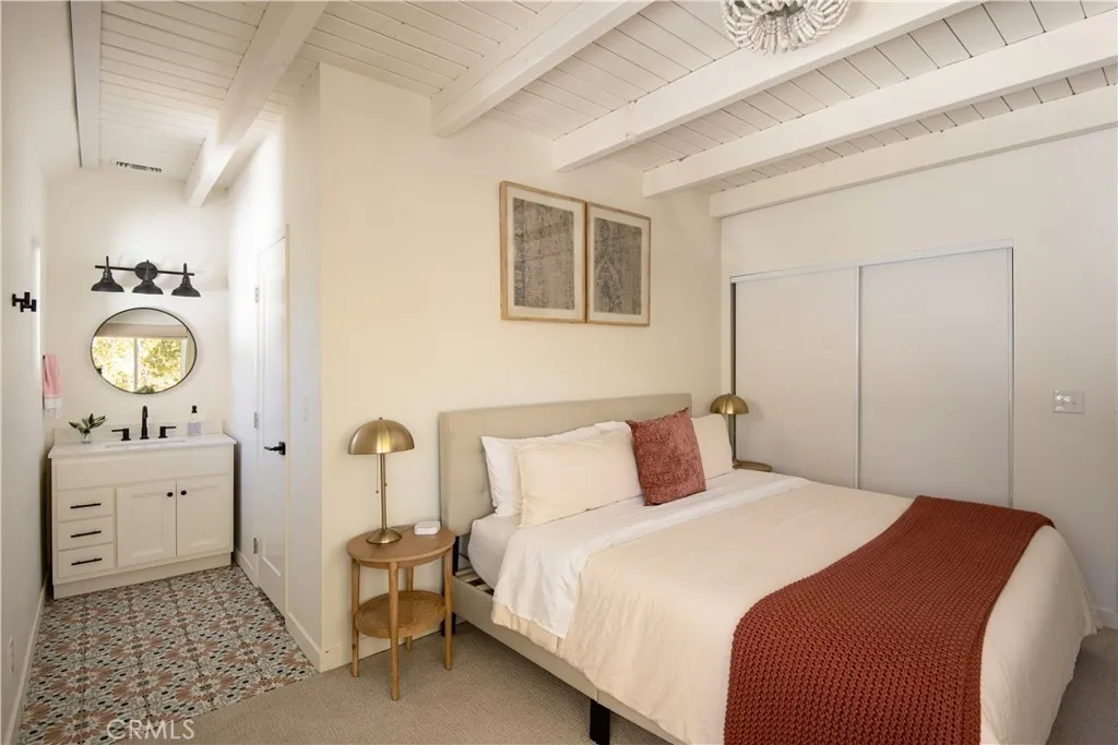 748 Shelter Cove, Lake Arrowhead, California 92352 home-pic-30