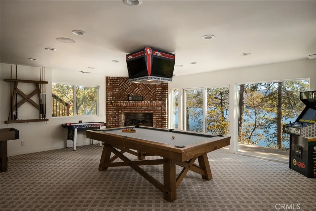 748 Shelter Cove, Lake Arrowhead, California 92352 home-pic-20