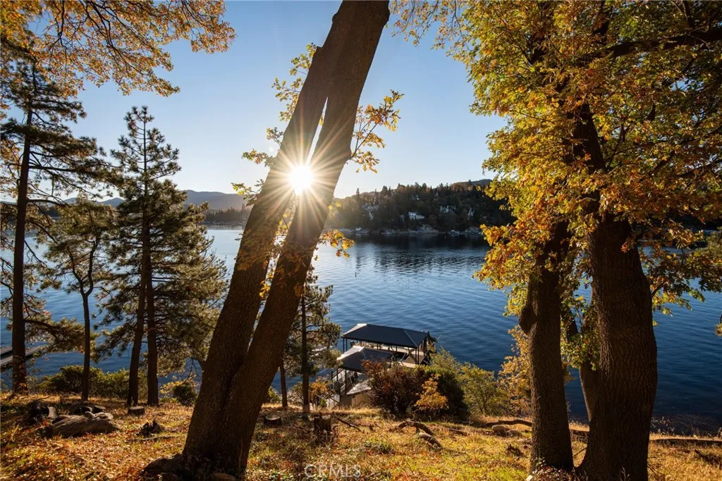 748 Shelter Cove, Lake Arrowhead, California 92352 home-pic-44