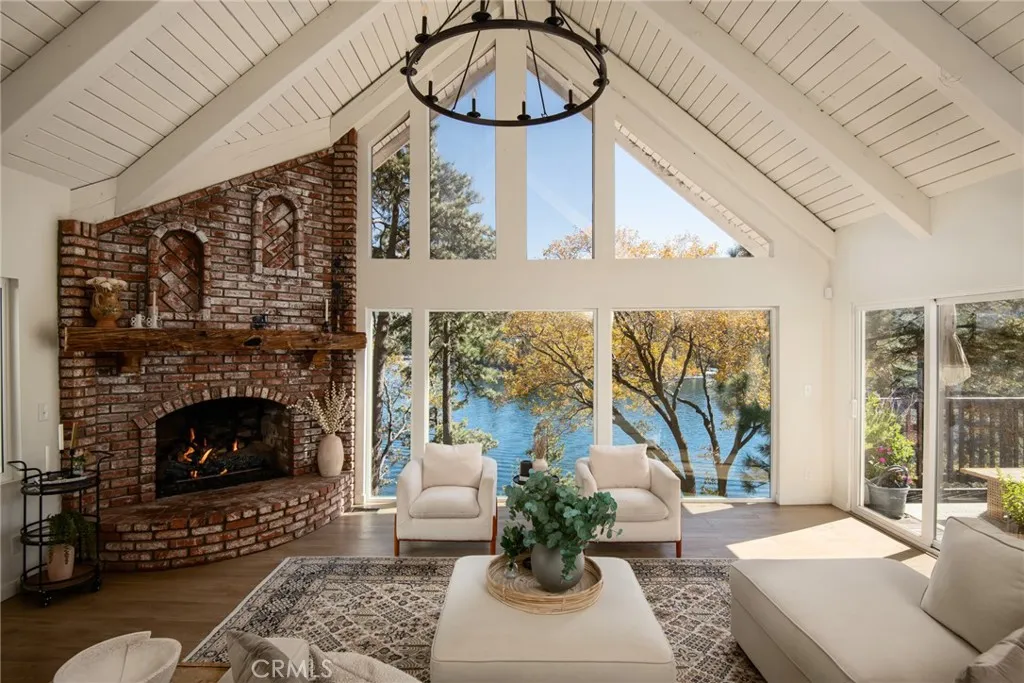 748 Shelter Cove, Lake Arrowhead, California 92352 home-pic-8