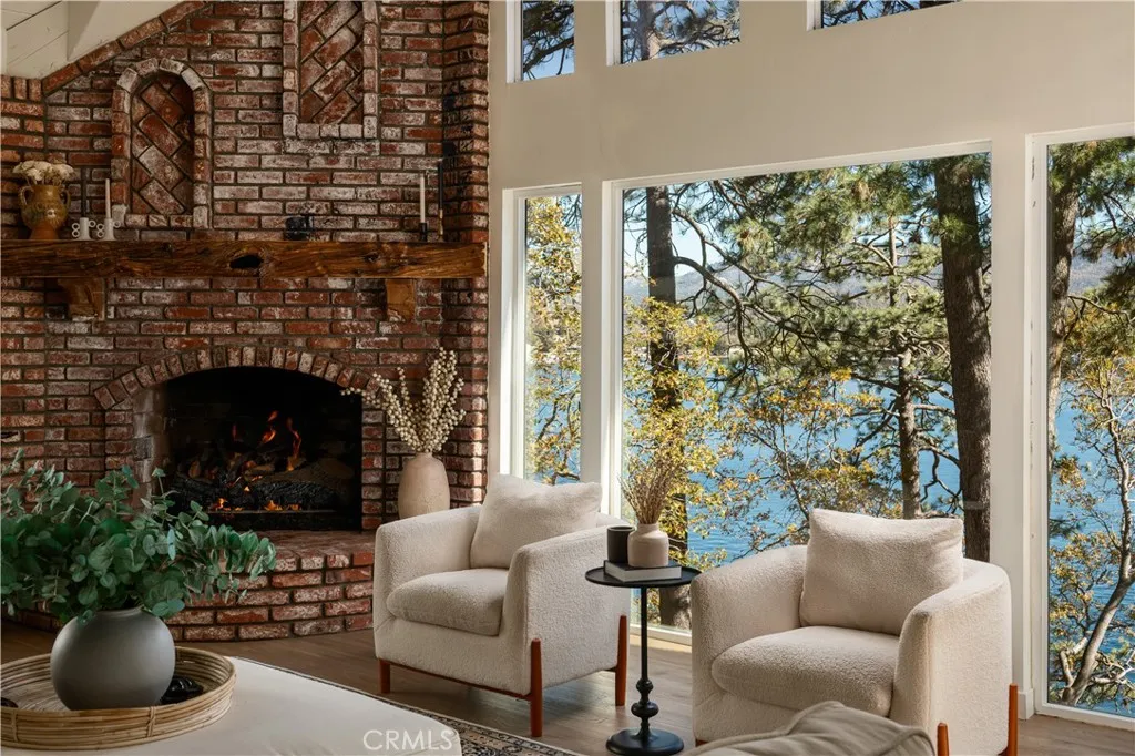748 Shelter Cove, Lake Arrowhead, California 92352 home-pic-7
