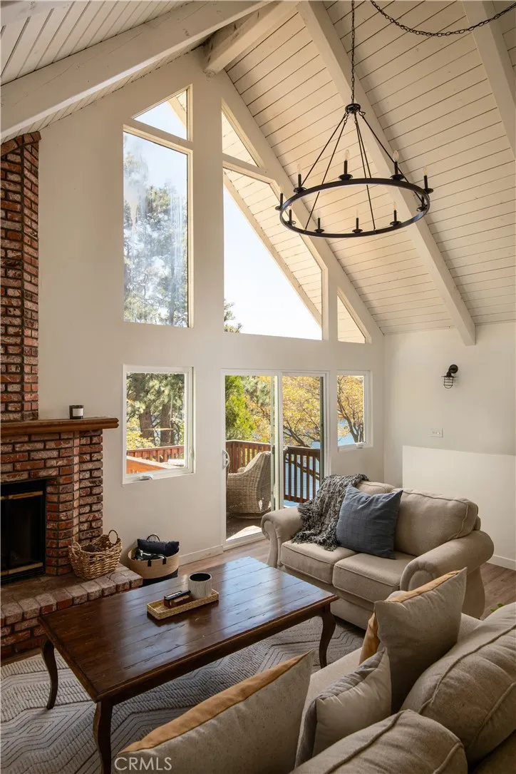748 Shelter Cove, Lake Arrowhead, California 92352 home-pic-33