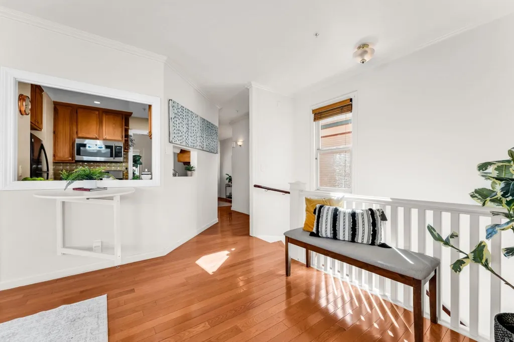 595 22nd St, Oakland, California 94612 home-pic-6