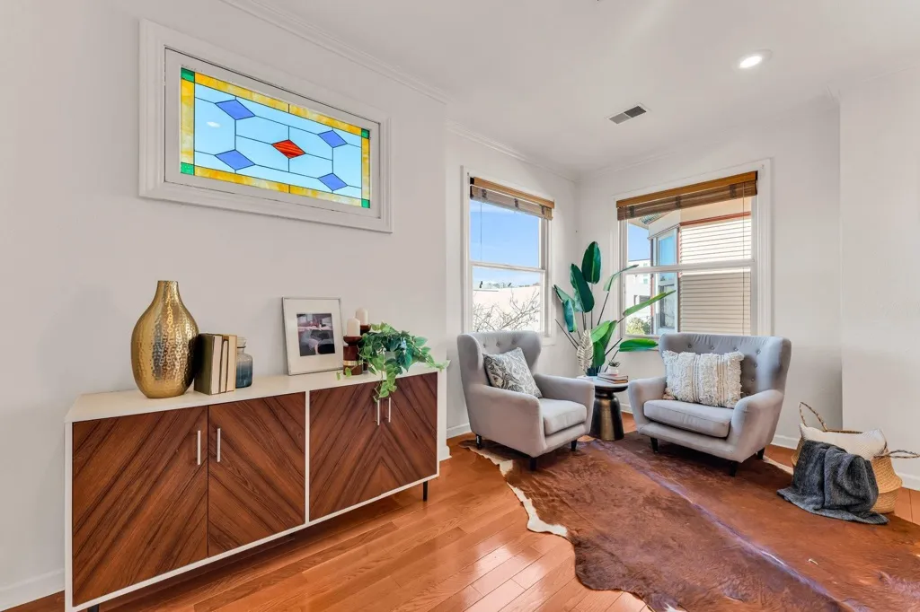 595 22nd St, Oakland, California 94612 home-pic-12