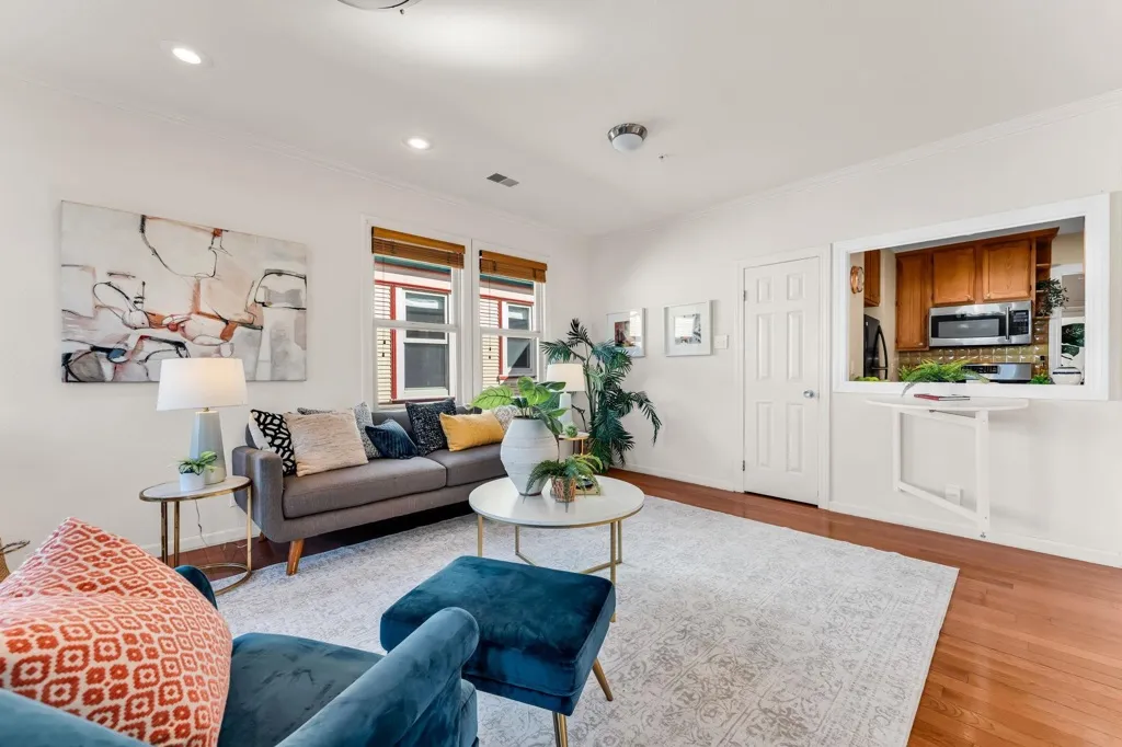 595 22nd St, Oakland, California 94612 home-pic-10
