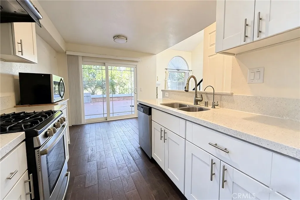 13150 Pinnacle Court, Chino Hills, California 91709 home-pic-10