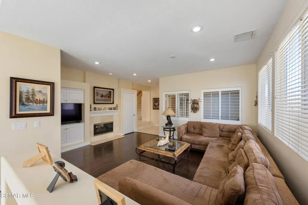 1480 Sappanwood Avenue, Thousand Oaks, California 91320 home-pic-17