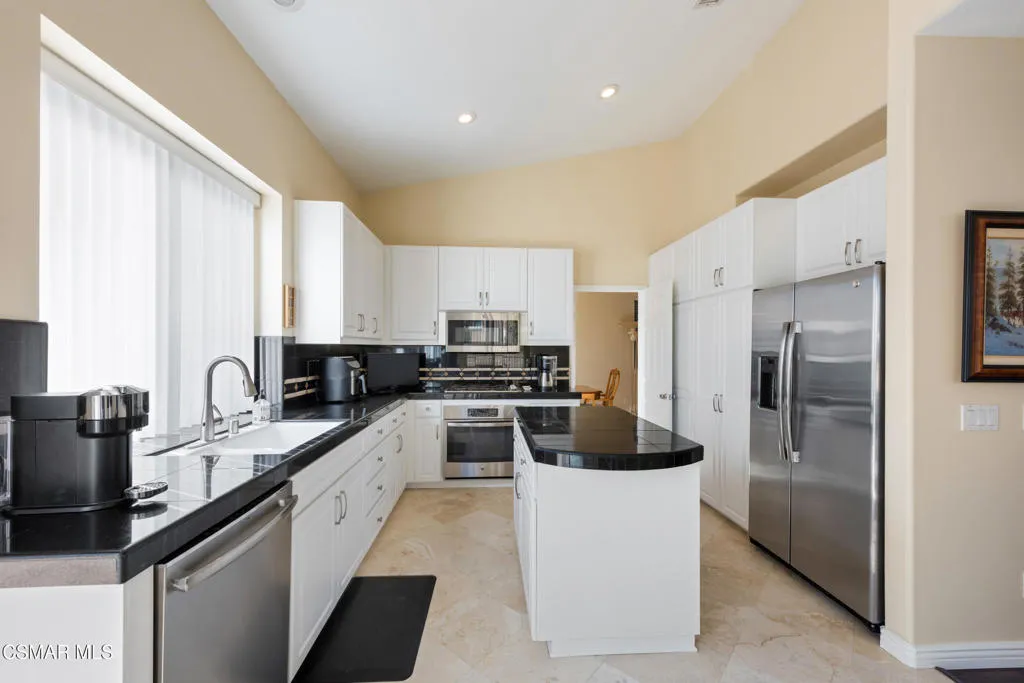 1480 Sappanwood Avenue, Thousand Oaks, California 91320 home-pic-10