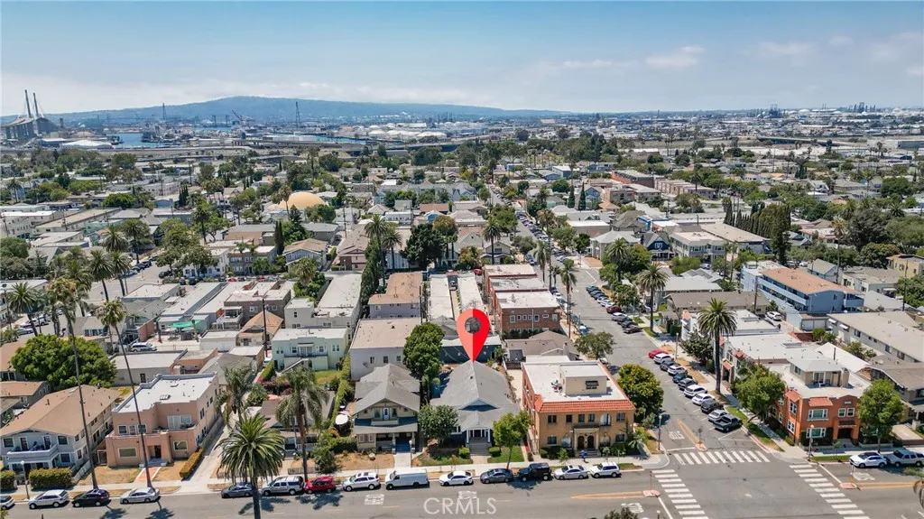 843 Cedar Avenue, Long Beach, California 90813 home-pic-36