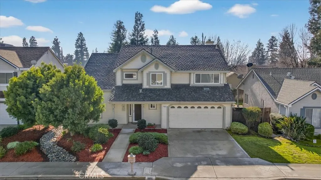 1881 E Frederick, Fresno, California 93720 home-pic-1