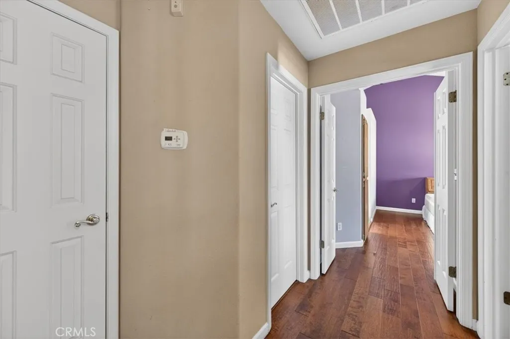 1881 E Frederick, Fresno, California 93720 home-pic-30