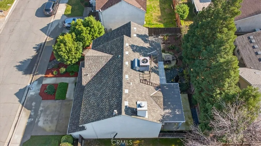 1881 E Frederick, Fresno, California 93720 home-pic-44