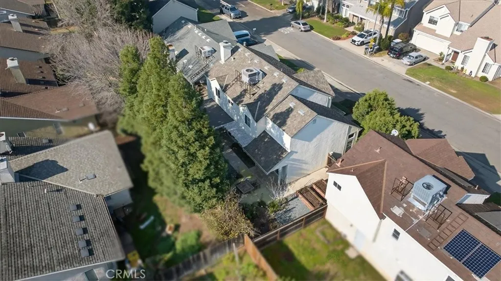 1881 E Frederick, Fresno, California 93720 home-pic-47