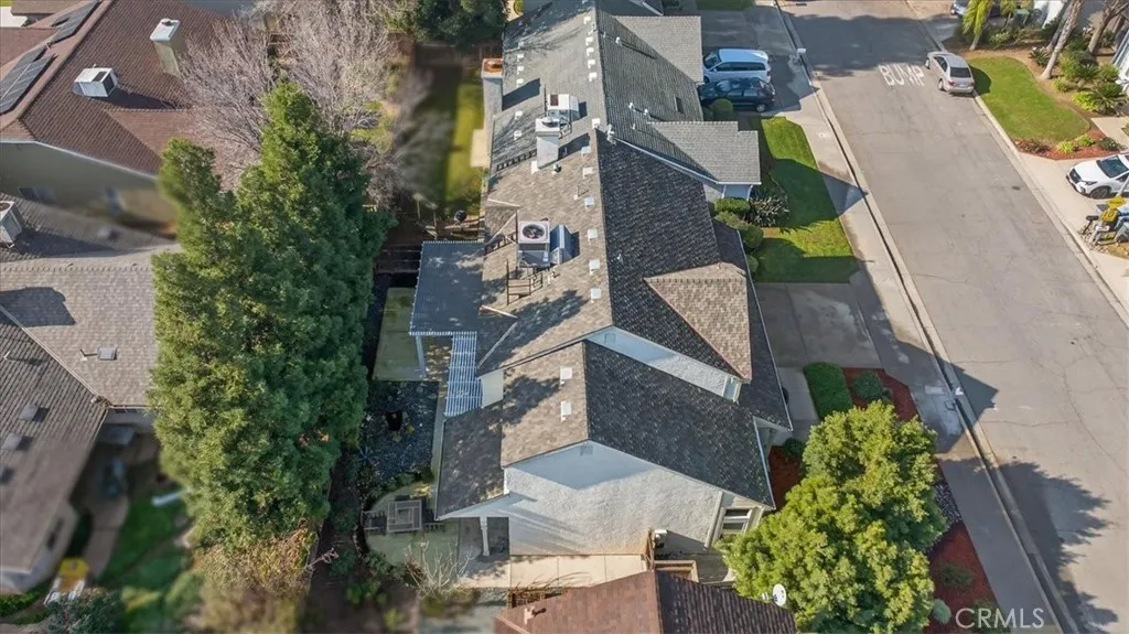 1881 E Frederick, Fresno, California 93720 home-pic-48