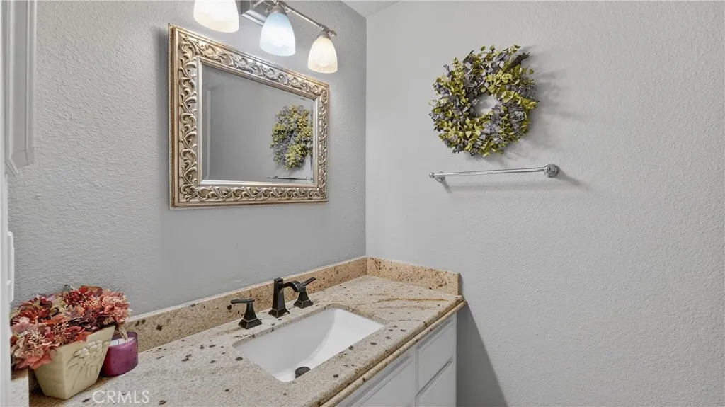 17530 Monette, Yorba Linda, California 92886 home-pic-28