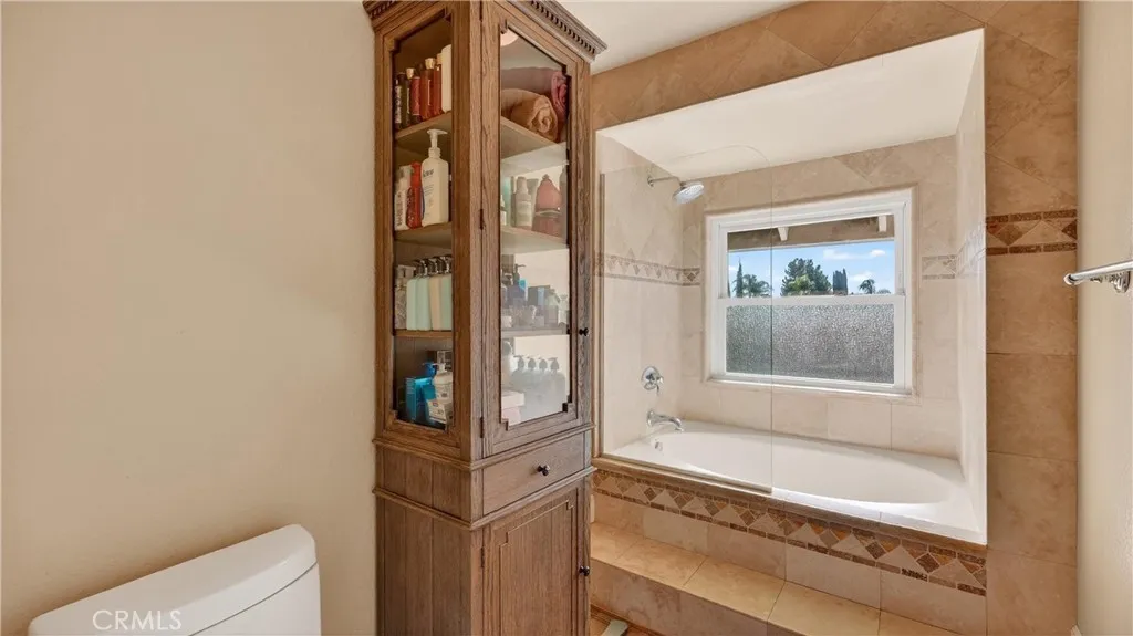 17530 Monette, Yorba Linda, California 92886 home-pic-33