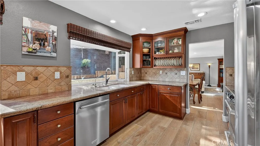 17530 Monette, Yorba Linda, California 92886 home-pic-23