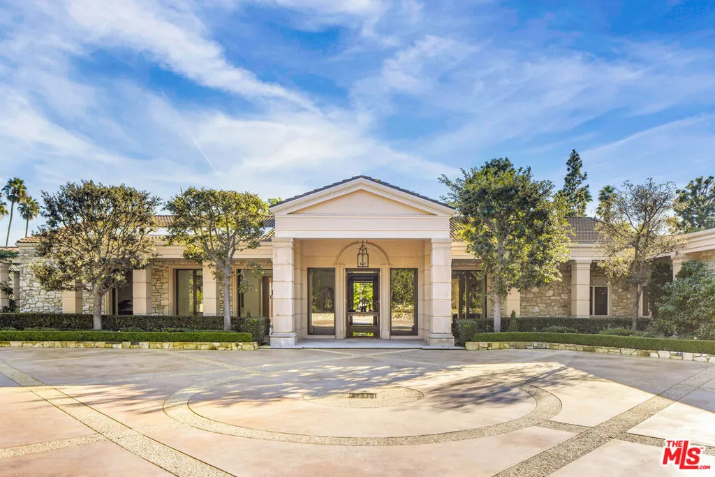 400 St Cloud Road, Los Angeles, California 90077 home-pic-1
