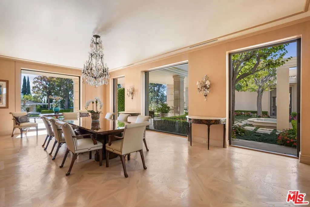 400 St Cloud Road, Los Angeles, California 90077 home-pic-16
