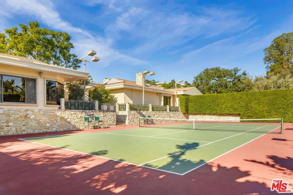 400 St Cloud Road, Los Angeles, California 90077 home-pic-6