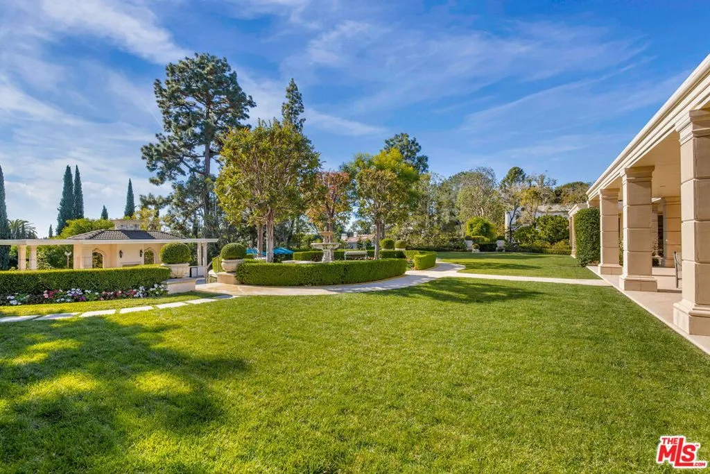 400 St Cloud Road, Los Angeles, California 90077 home-pic-5