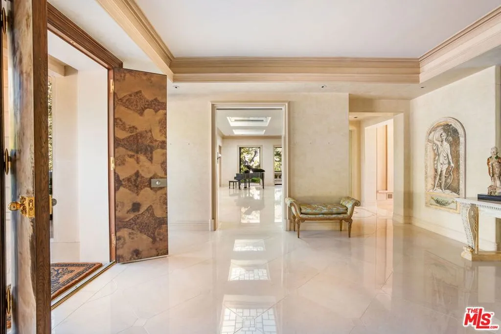 400 St Cloud Road, Los Angeles, California 90077 home-pic-13