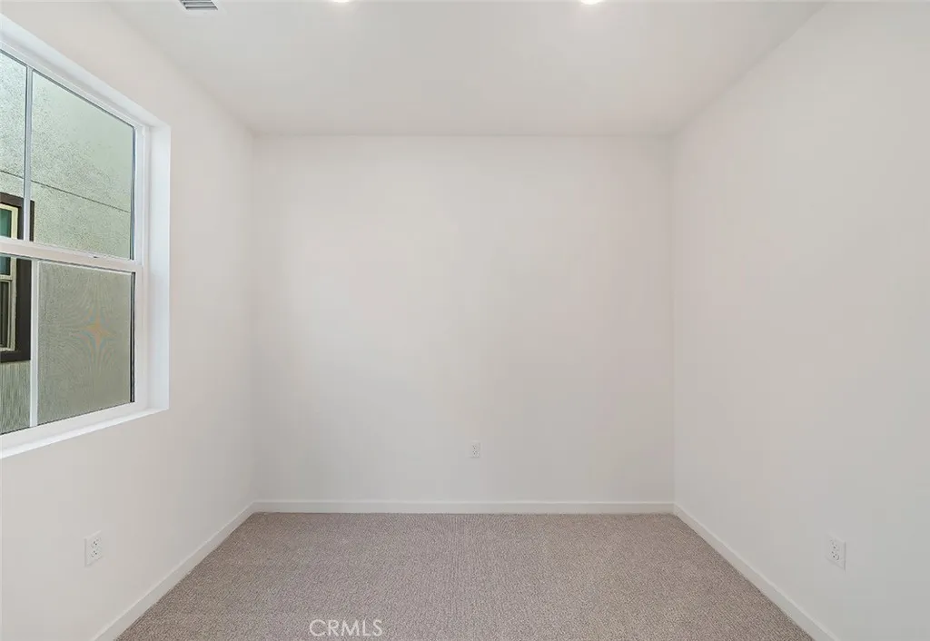 3813 Crossen Drive, Corona, California 92883 home-pic-8