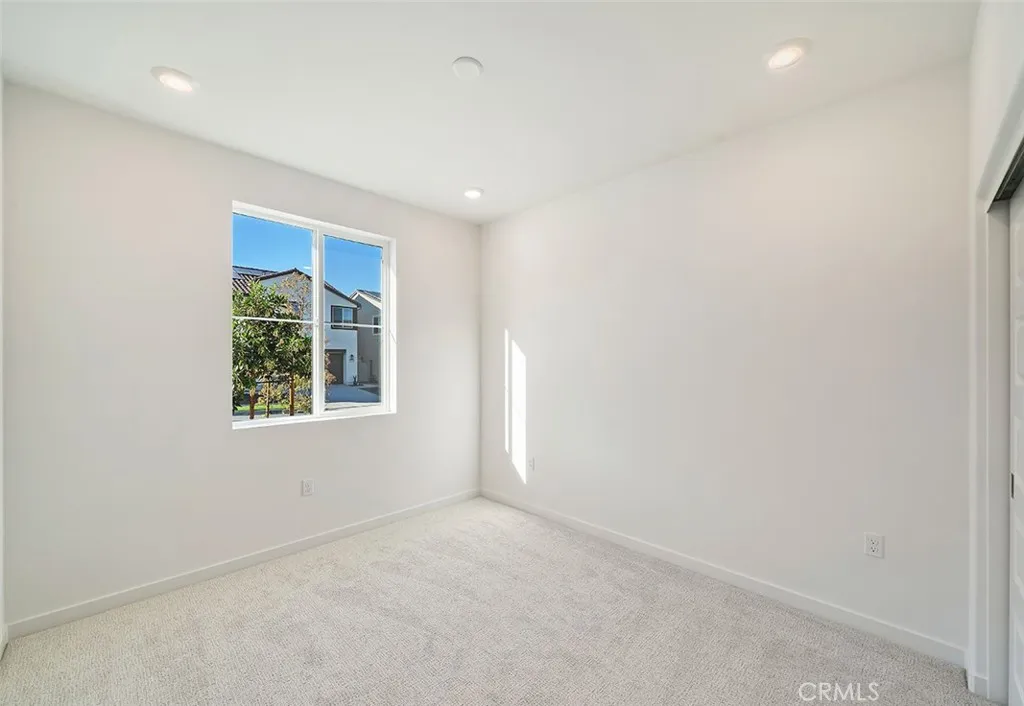3813 Crossen Drive, Corona, California 92883 home-pic-13