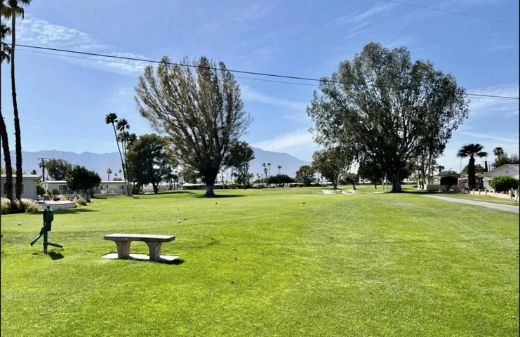 90 TRI PALM ESTATE GOLF