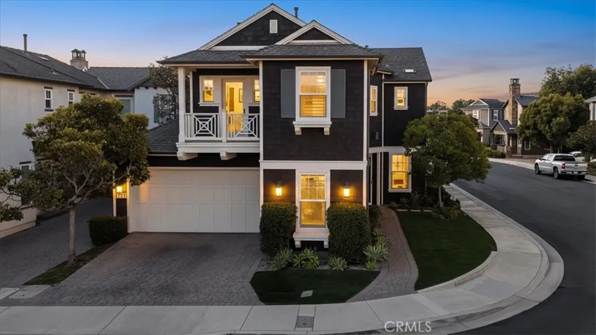 17271 Wareham, Huntington Beach, California 92649