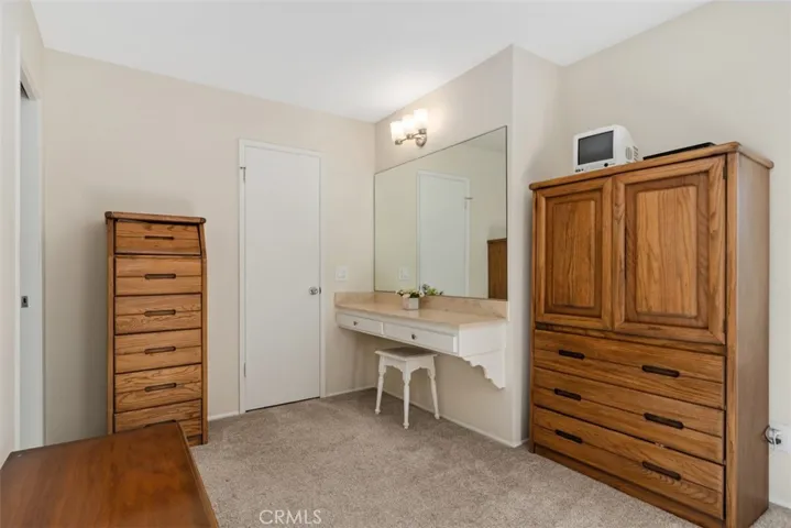 Primary bedroom vanity counter.