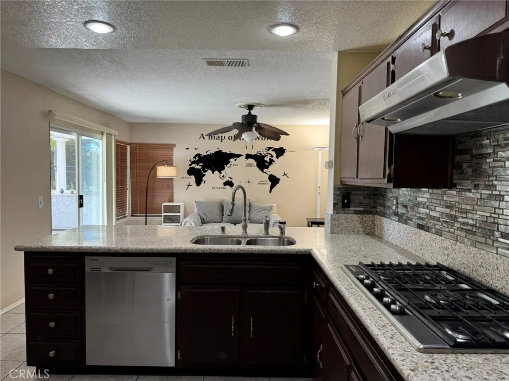 28609 Carnoustie, Moreno Valley, California 92555 home-pic-7