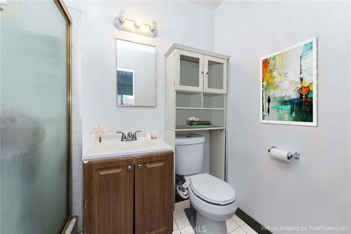 VIRTUALLY STAGED